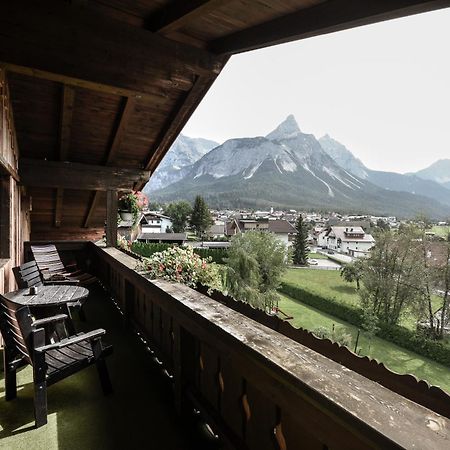 Hotel Ehrwalderhof Exterior photo